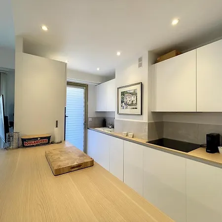 Center Old Town By The Sea Daire