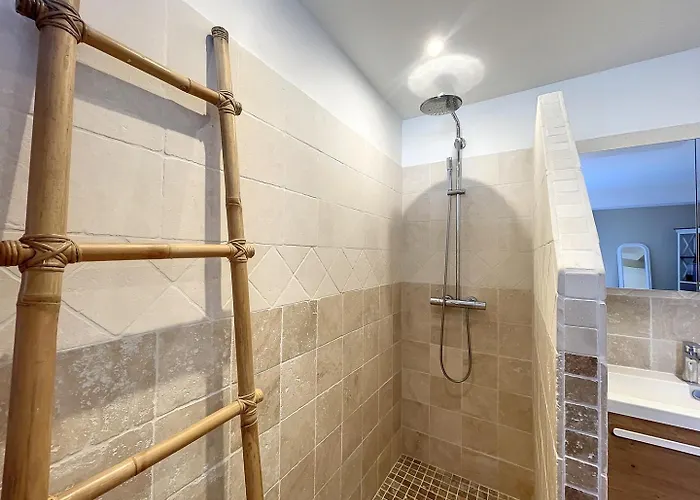 Center Old Town By The Sea אנטיב