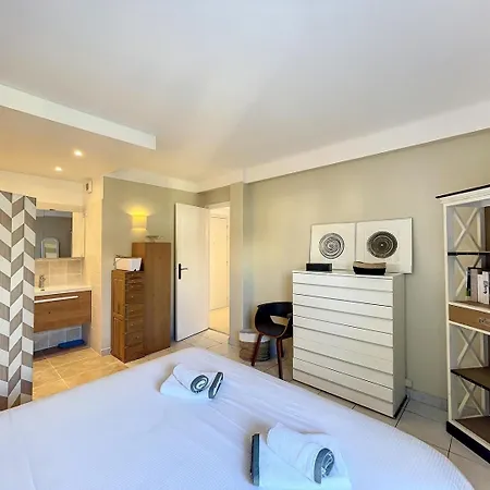 Apartment Center Old Town By The Sea *